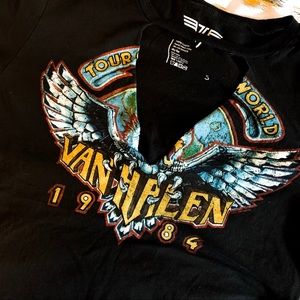 Van Halen V cut T-shirt🍸✨
